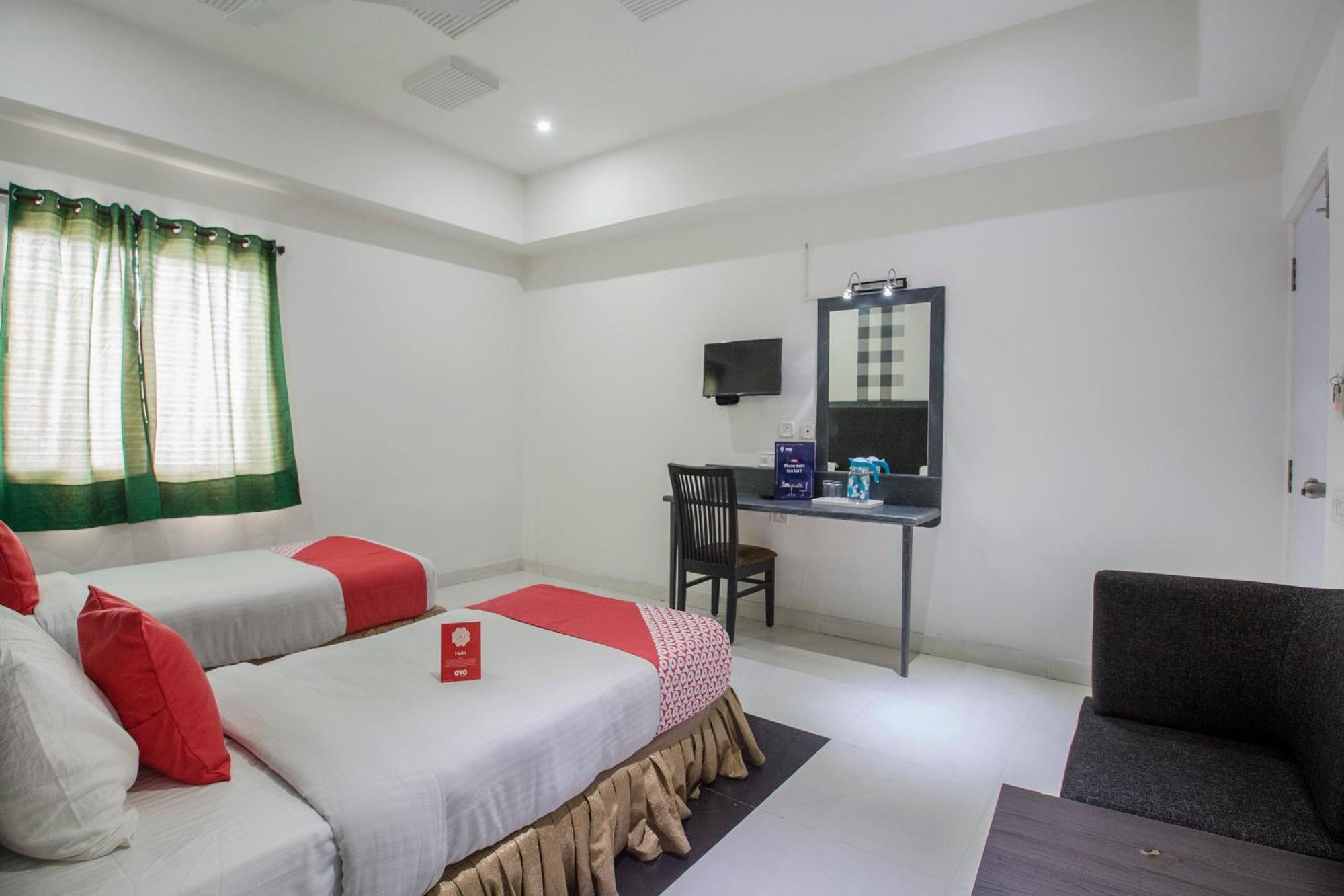 Hotel O Palak Residency Near Erragadda Metro Station Hyderabad Exterior photo