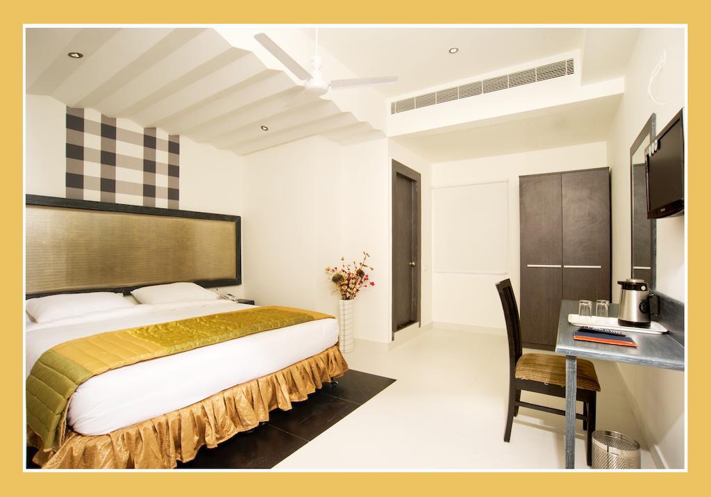 Hotel O Palak Residency Near Erragadda Metro Station Hyderabad Room photo